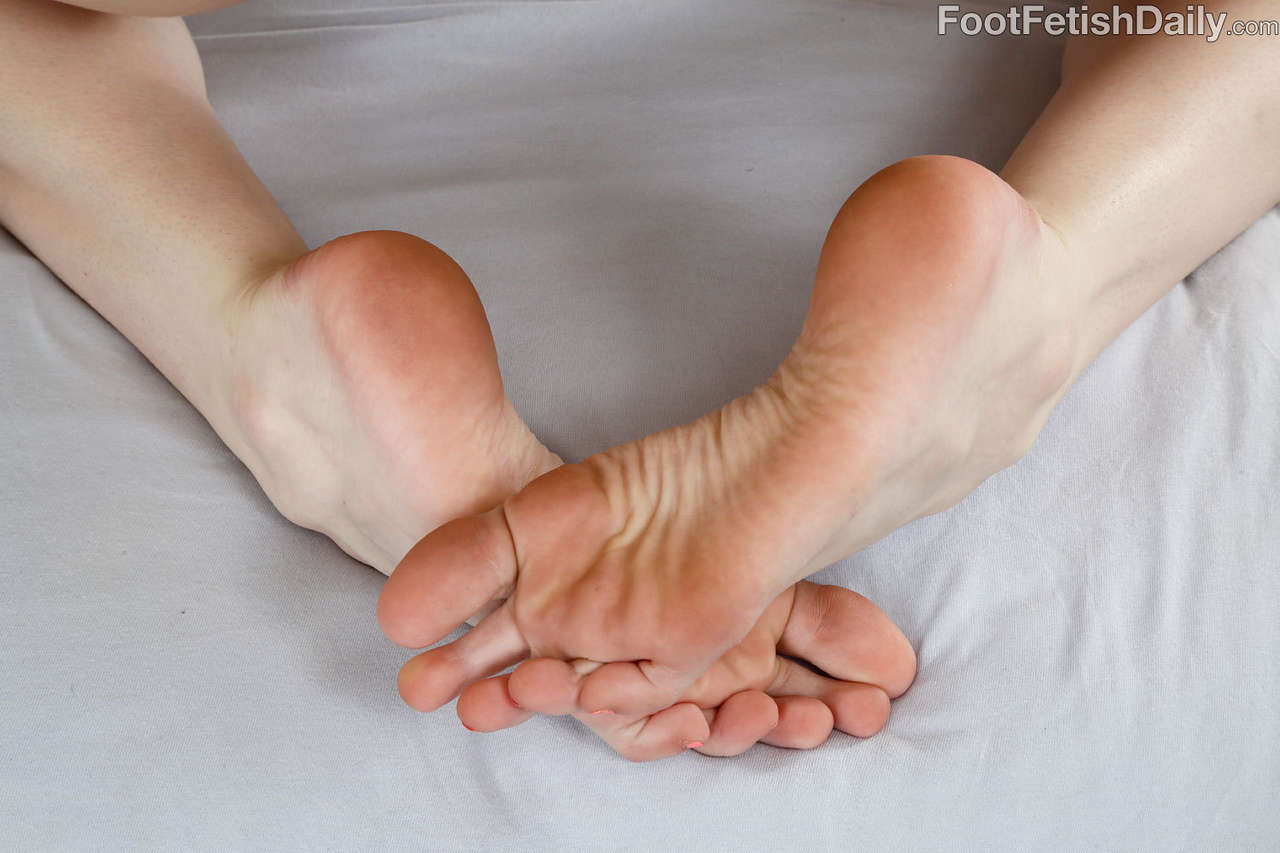 Aspen Ora Feet