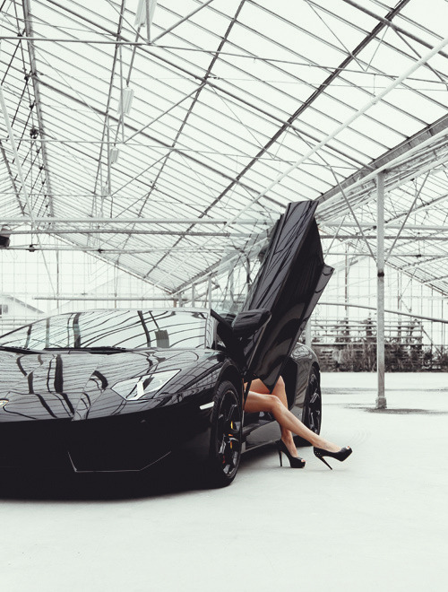 Auerr Lamborghini Aventador Feet