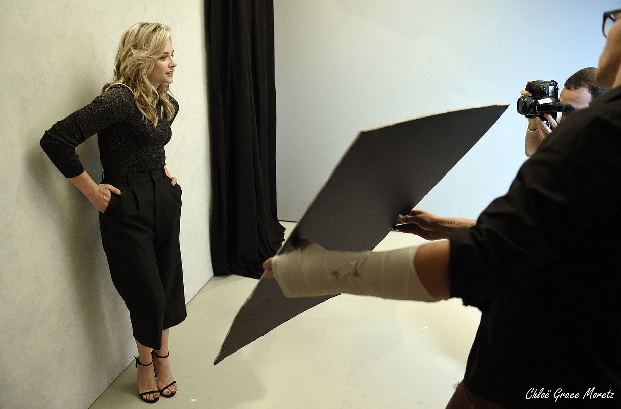 Chloe Grace Moretz Behind The Scenes Feet Toes