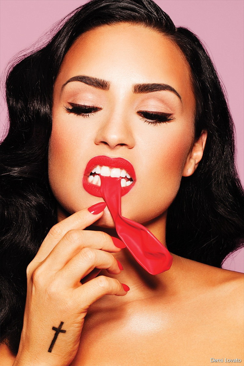 Demi Lovato Complex Magazine Hot Sexy Feet