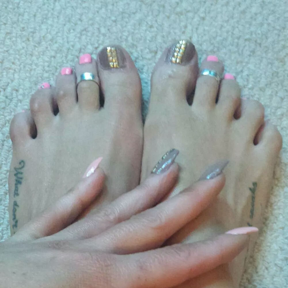 Dionne Mendez Feet