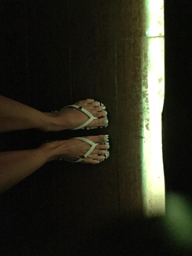 Evelina Feet