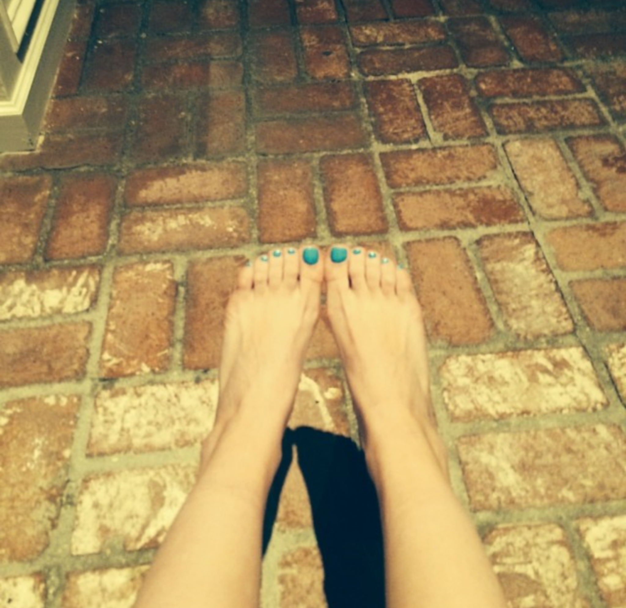 Hilary Duff Feet