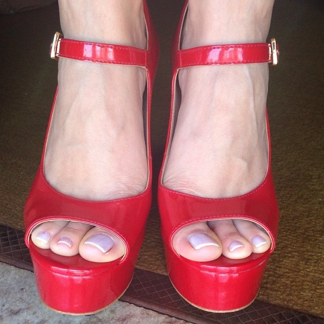 Its All About The Toes Alainefeet My Fav Red