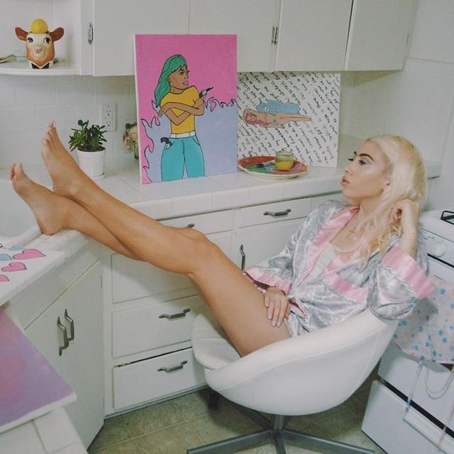 Kali Uchis Soles Up Fee