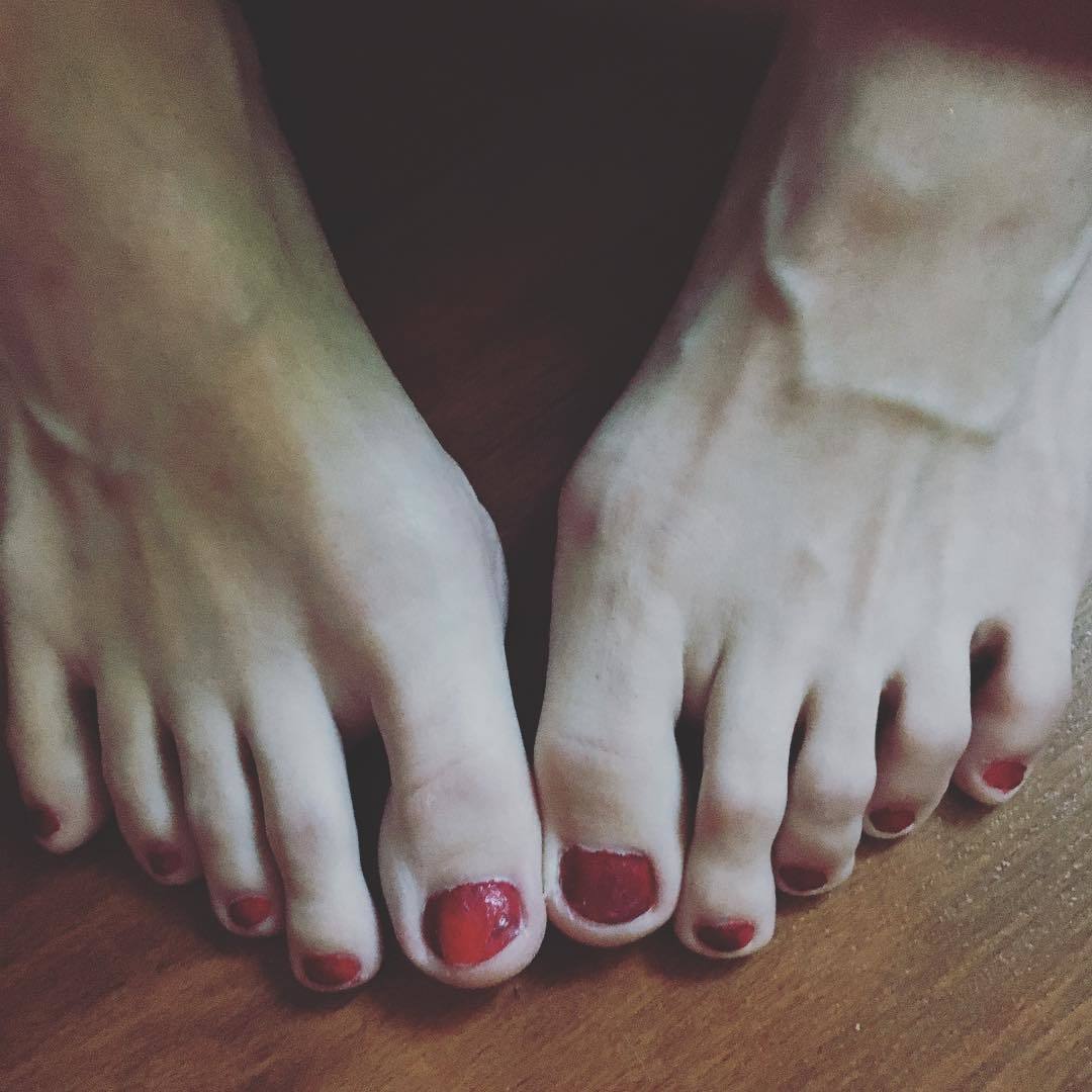 Kyaa Chimera Feet