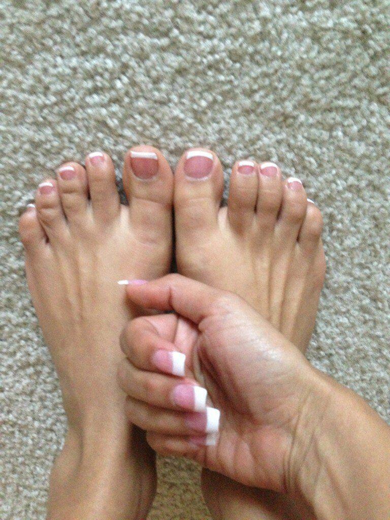 Layla Sin Feet