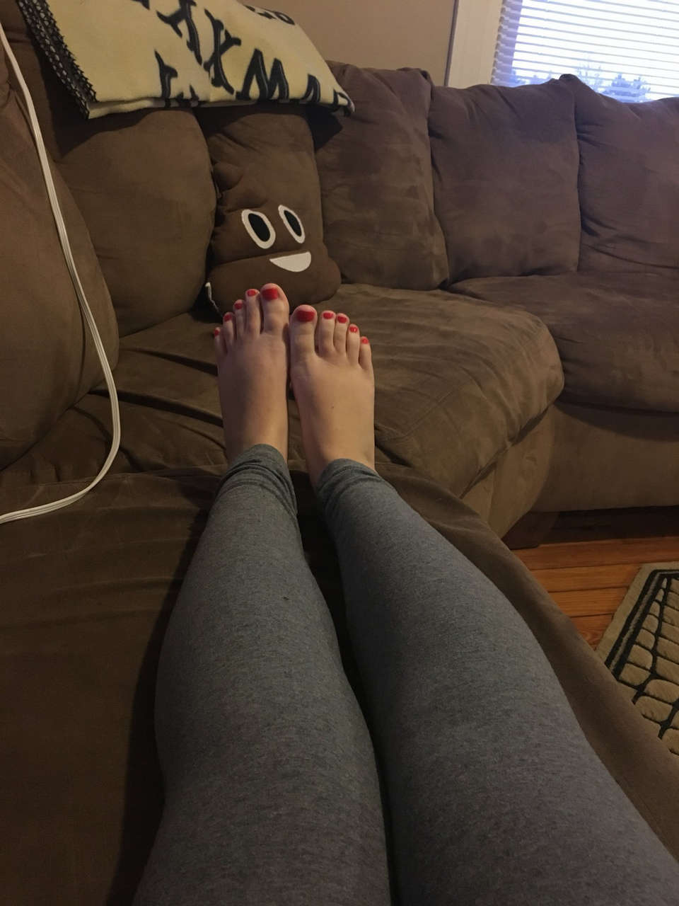 Lexxi Nicole Scarlet Feet