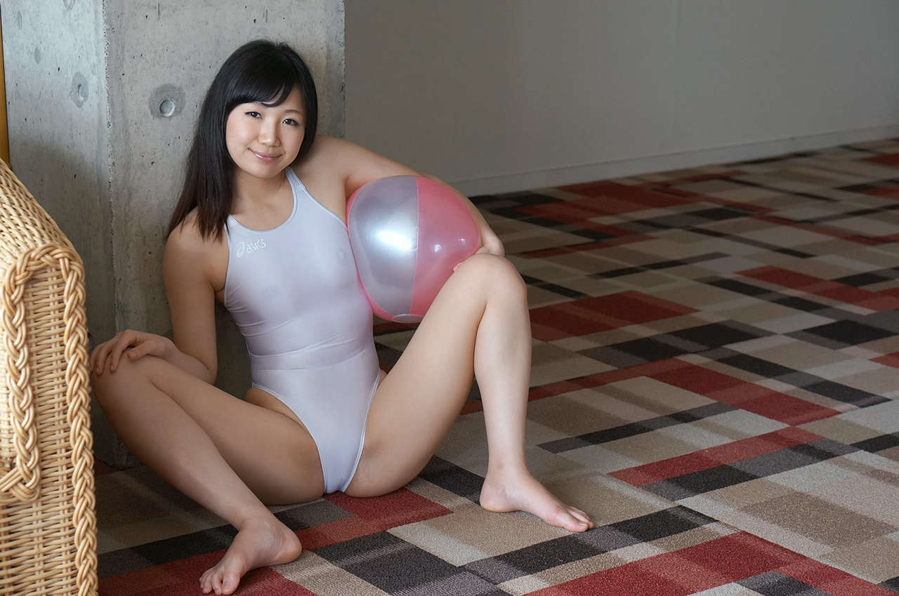 Maki Hoshikawa Feet