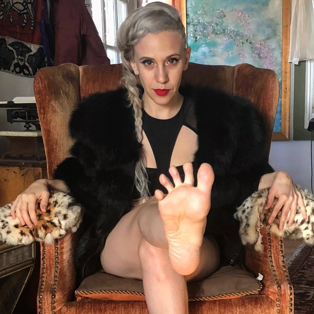 Mistress Couple Feet