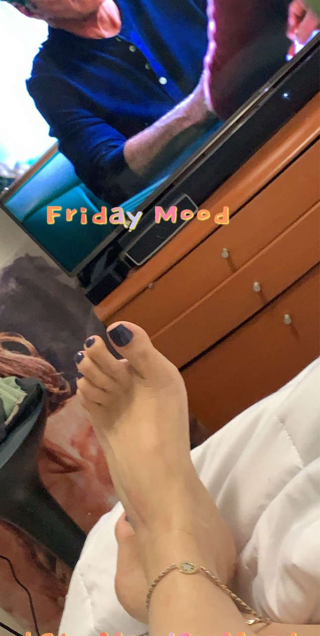 Monique Fuentes Feet