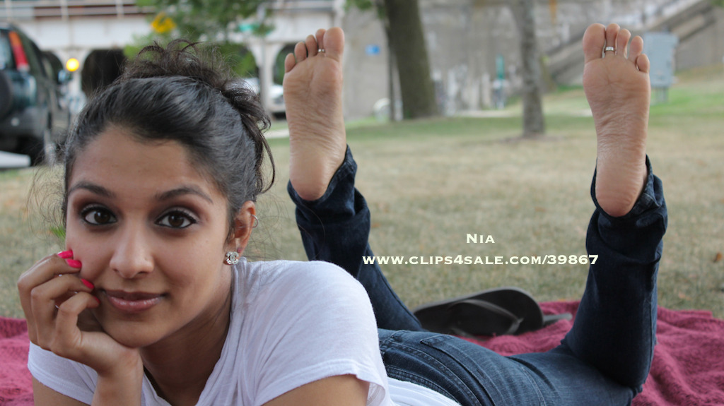 More Pics Of Sexy Indian Foot Model Nia Shes So Feet