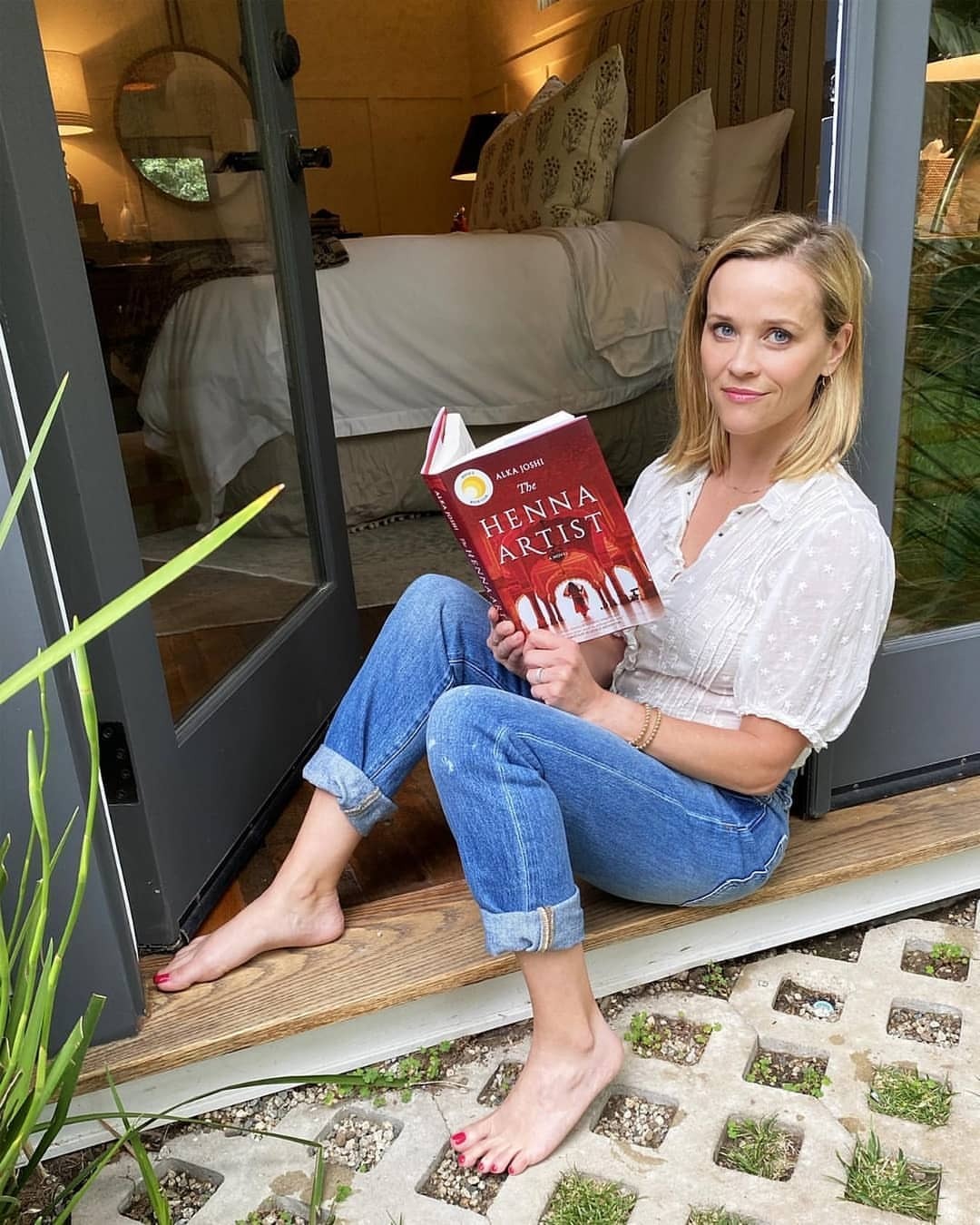 Reese Witherspoon Gorgeous Funny Cute Hot Feet