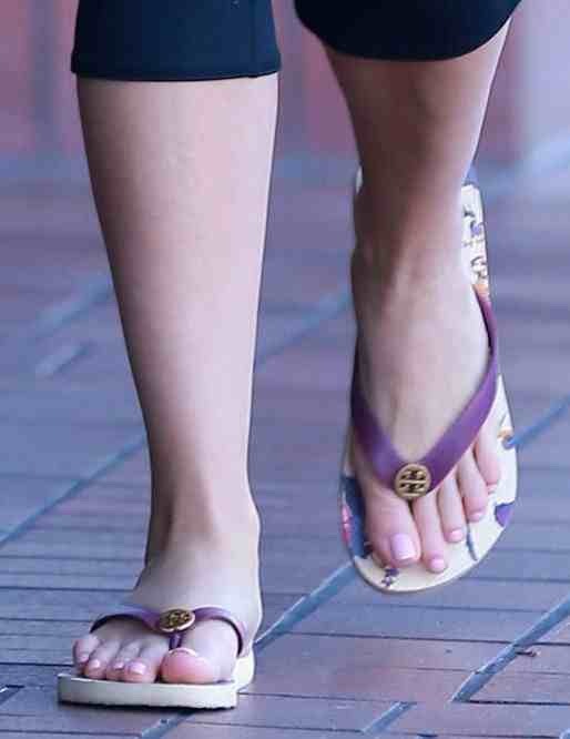 Reese Witherspoon Has Amazing Feet Long Toes