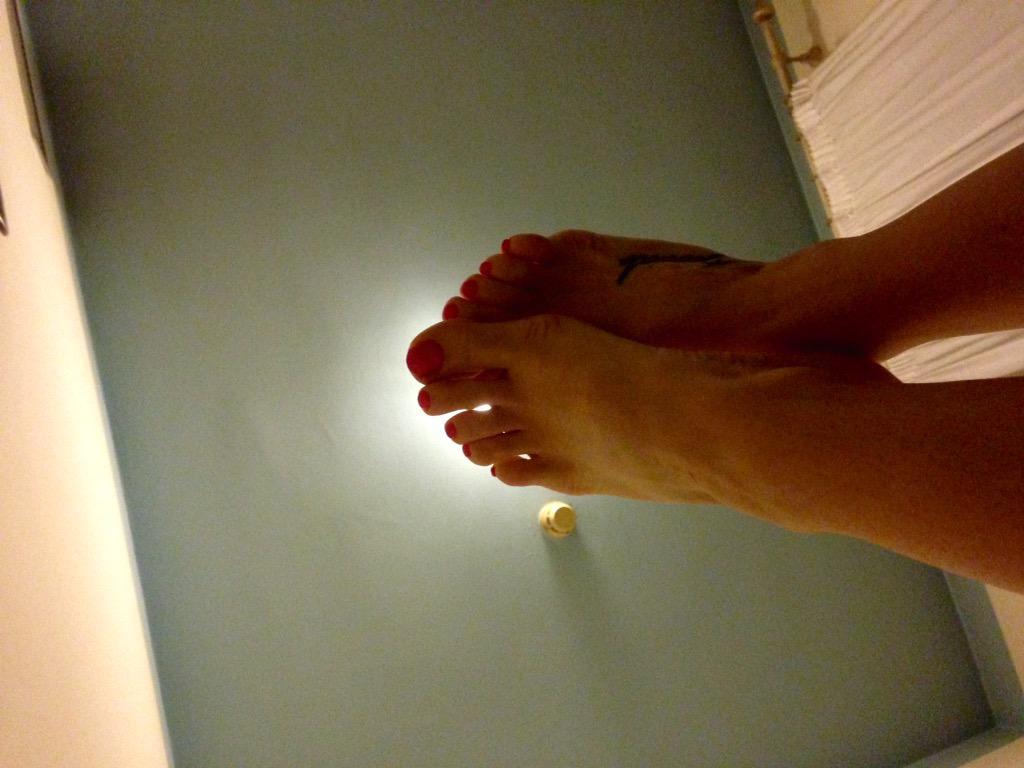 Goddess valeria feet
