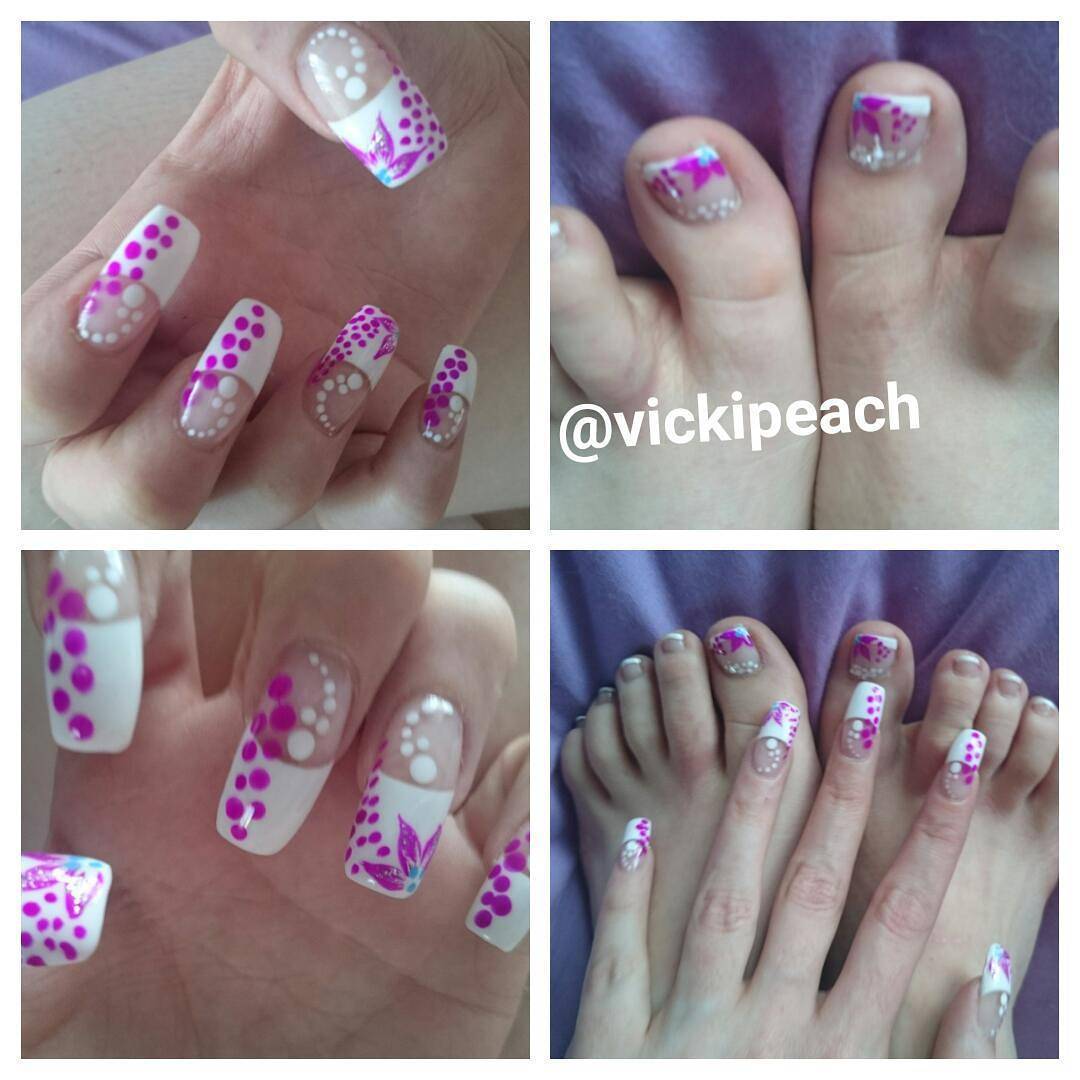 Vicki Peach Feet