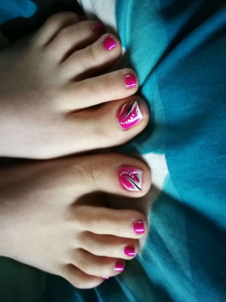 Vicki Peach Feet