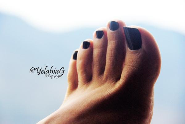 Yelahiag Is Just Amazing Feet