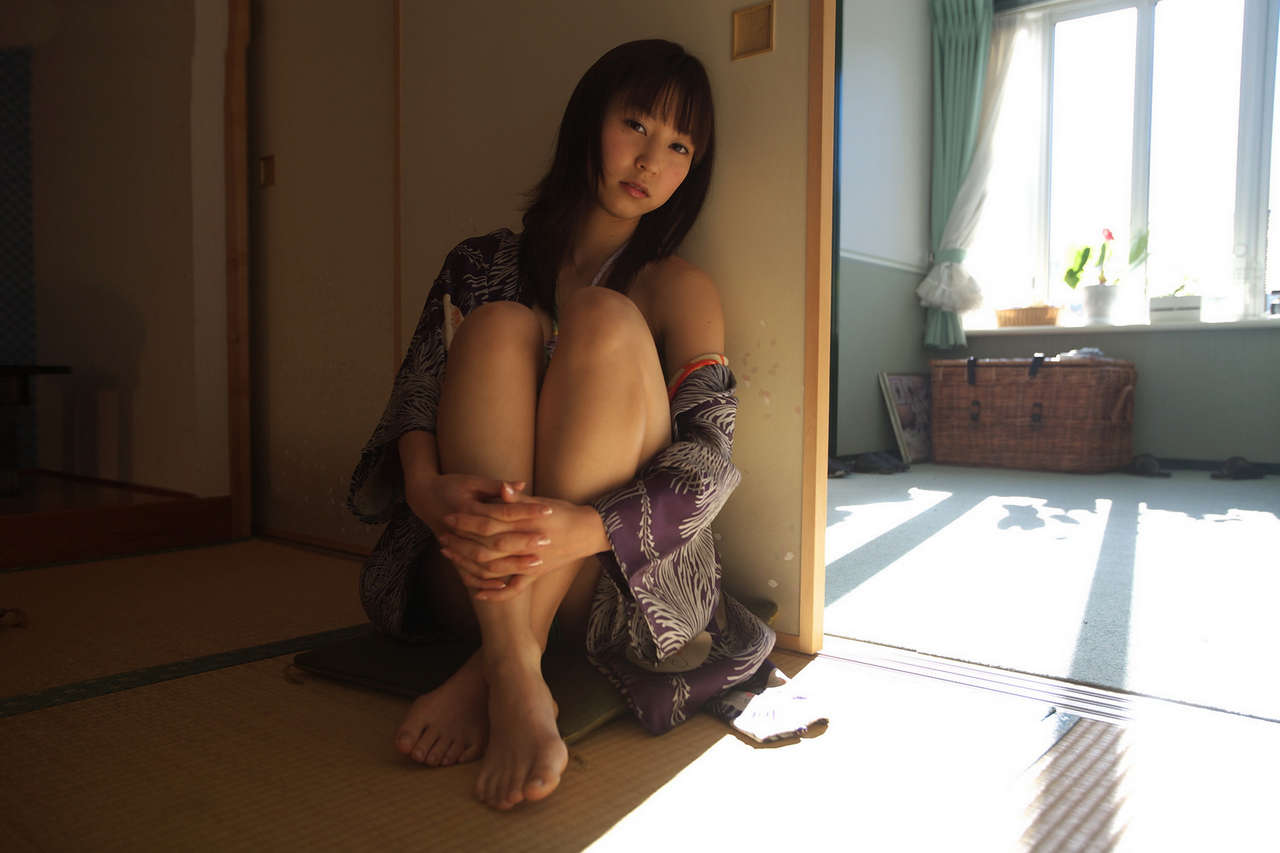 Yui Minami Feet