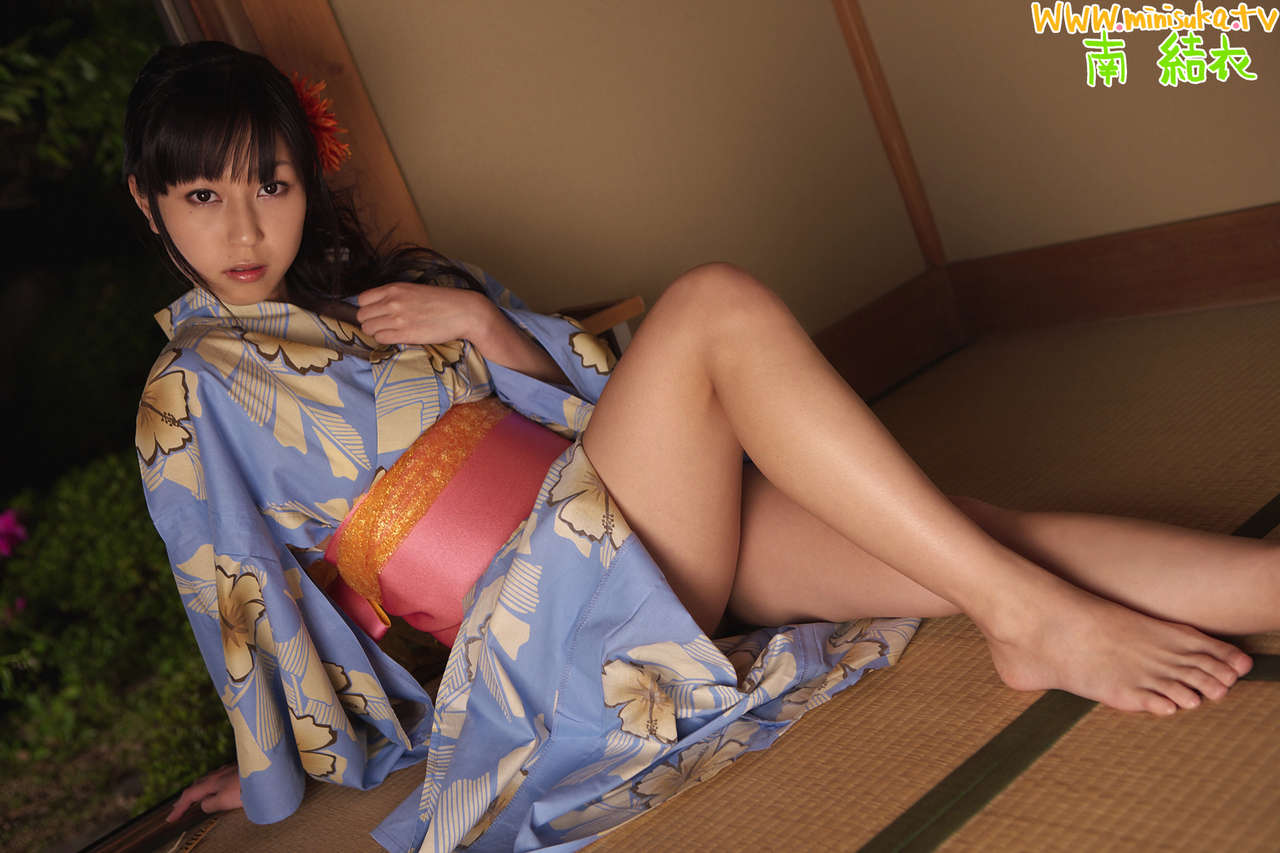 Yui Minami Feet