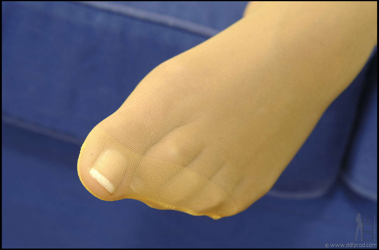 Zuzana Zeleznovova Feet