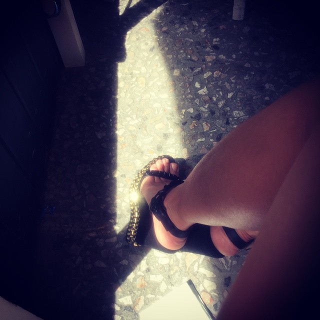 Caroline De Souza Correa Feet