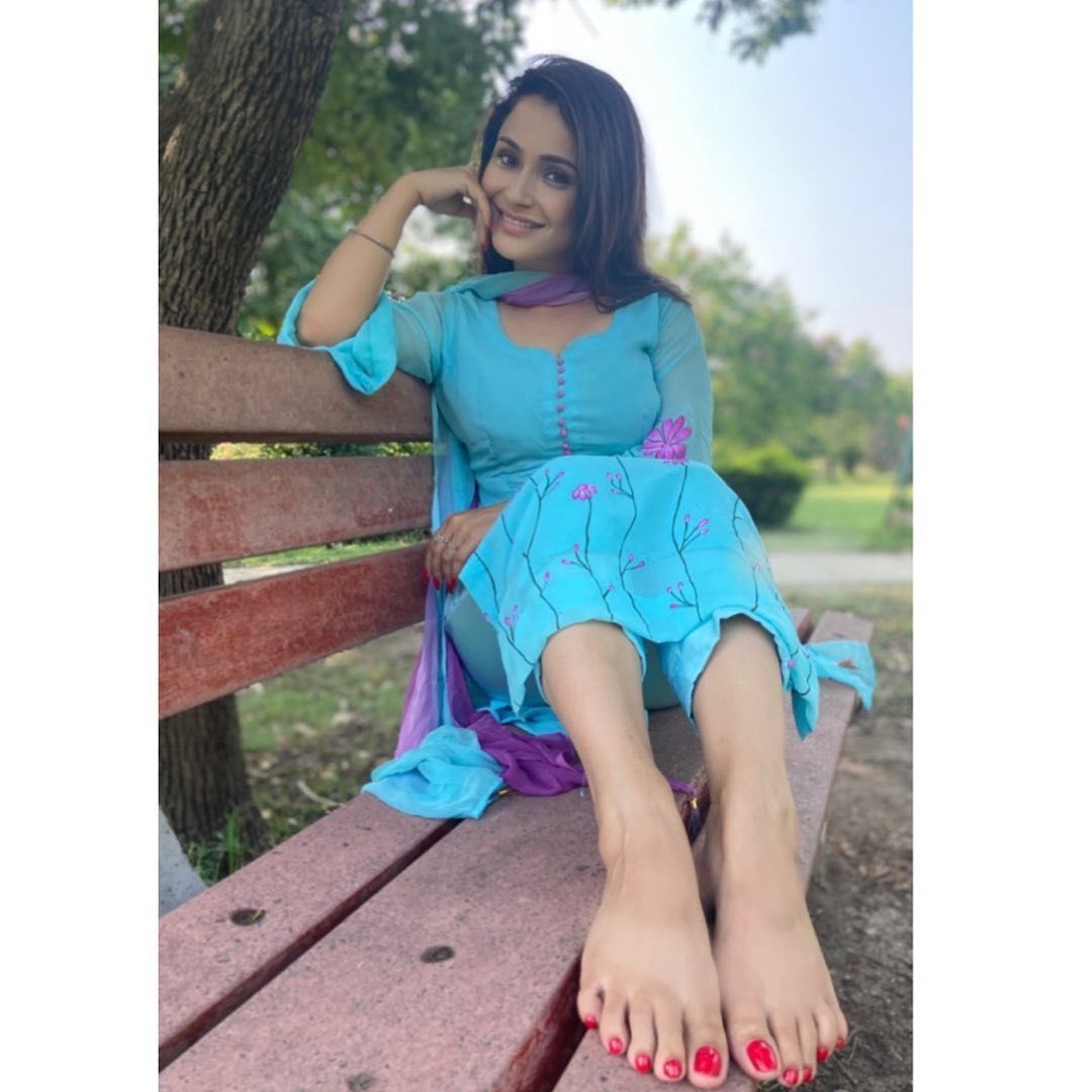 Jassi Kaur Feet