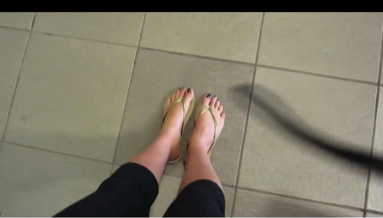 Justine Ezarik Feet