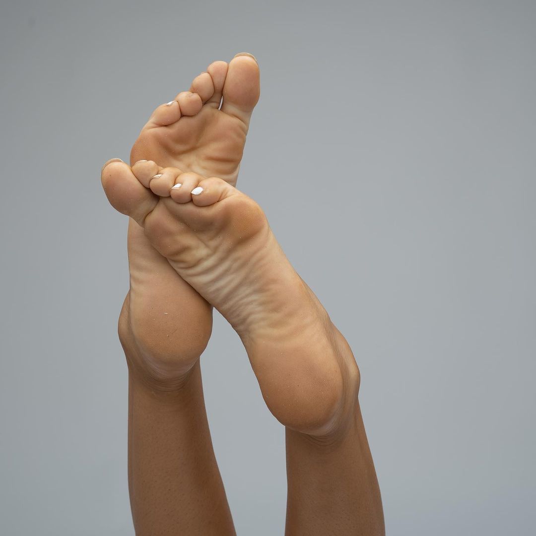 Kortni Gilson Feet