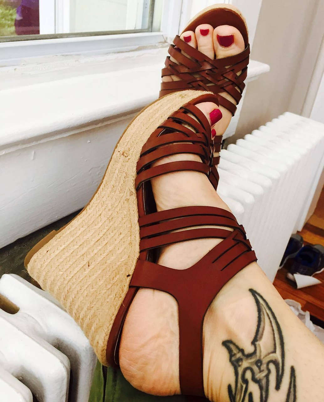 Lara Hudson Feet