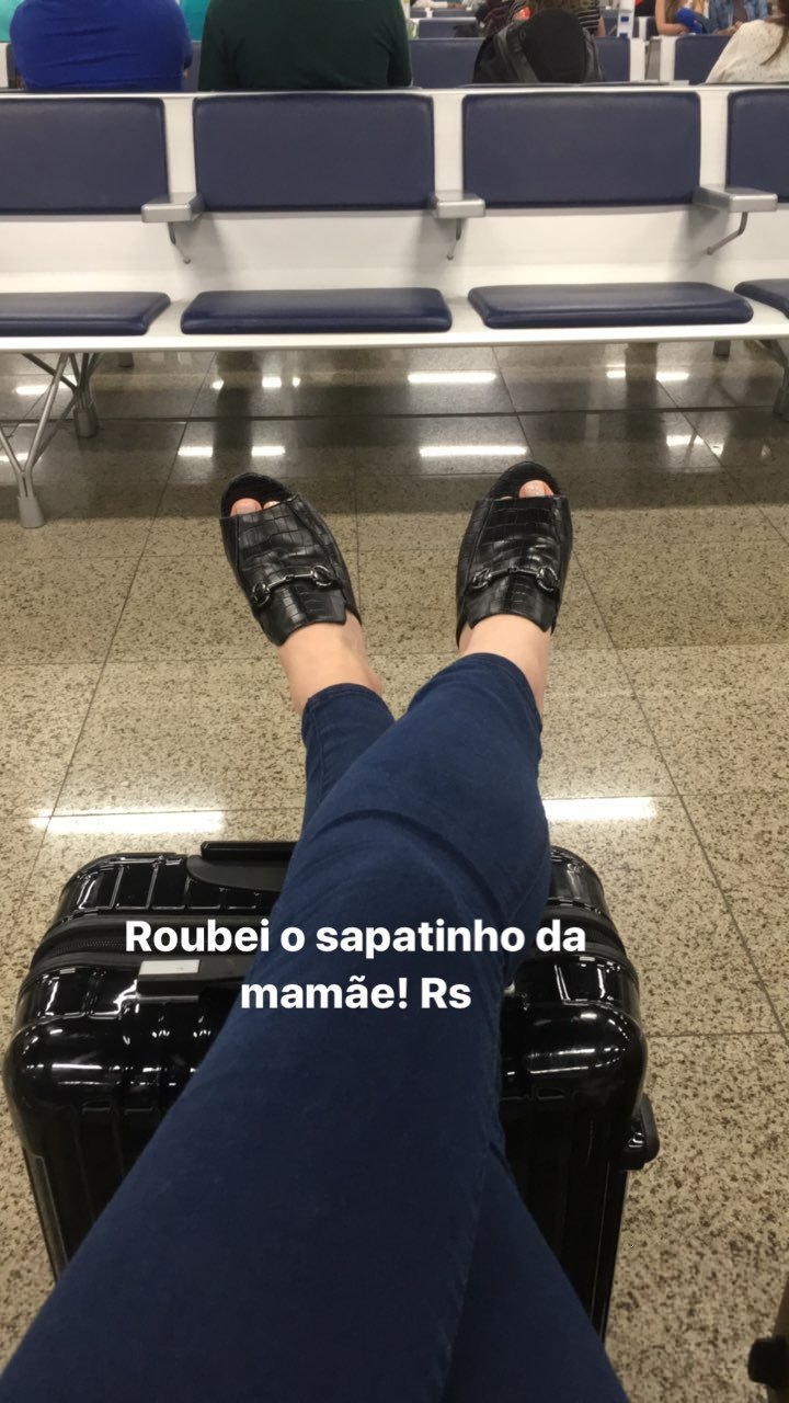 Marina Ruy Barbosa Feet