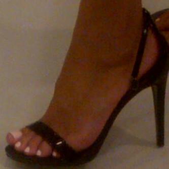 Naomi Das Feet