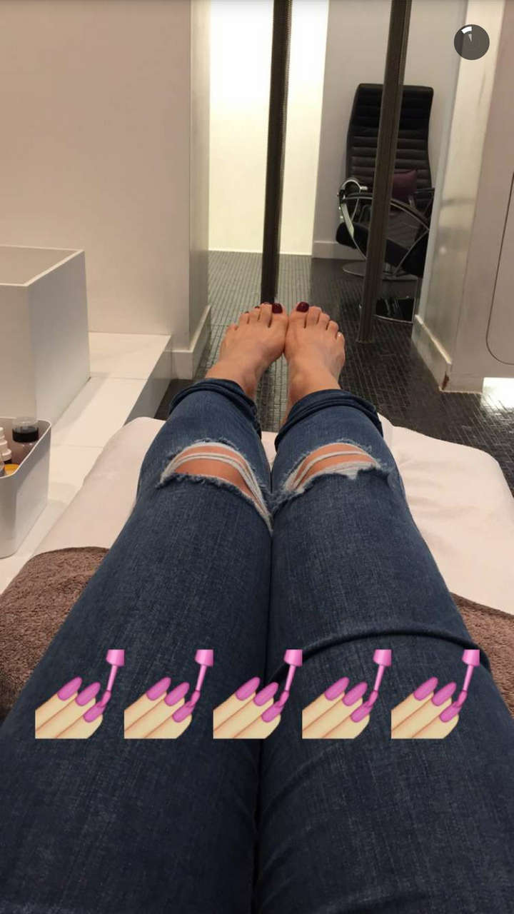 Rafaela Machado Feet