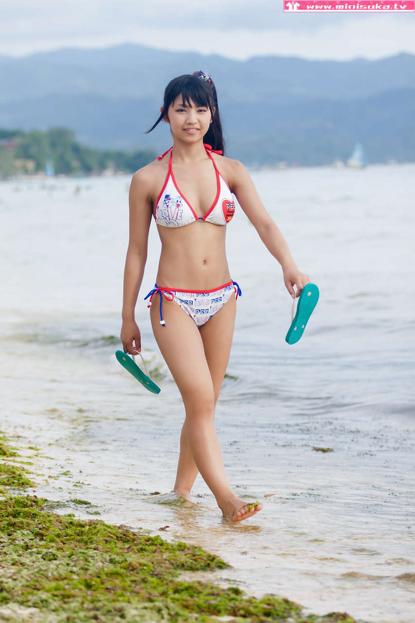 Rina Nagai Feet