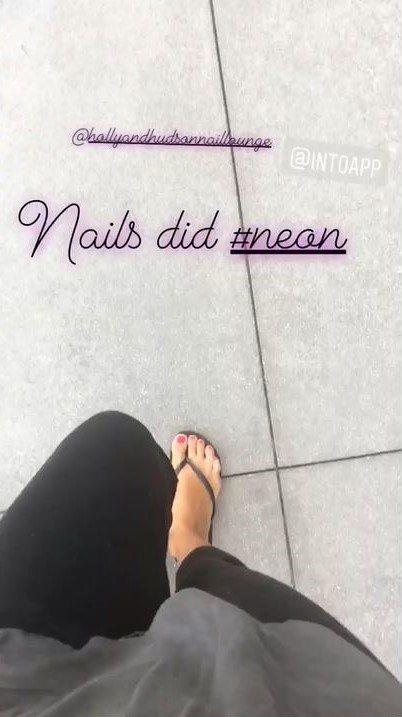 Alina Gorun Feet