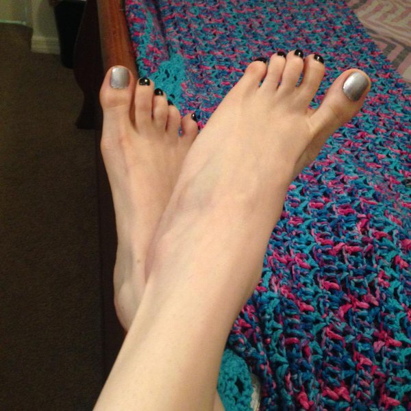Amber foot. Lily feet. Лиля feet. Dragon Lilly feet.