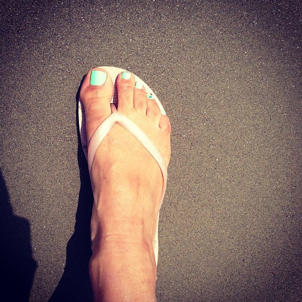 Caroline Lesley Feet