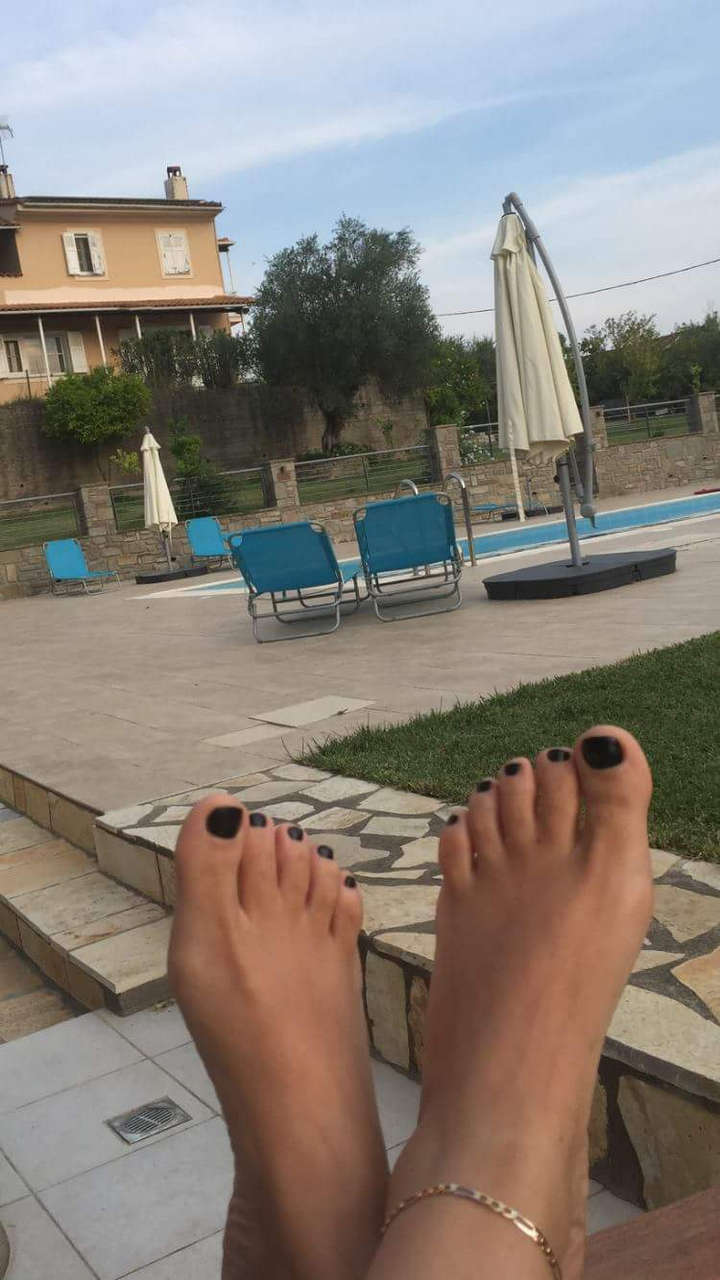 Eleni Tsaga Feet