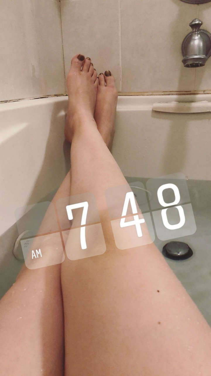Kristen Nicole Corradeno Feet