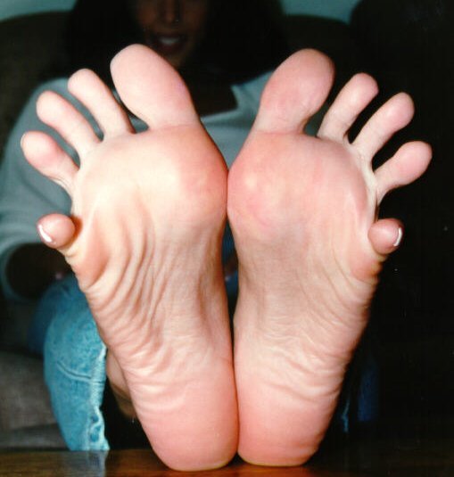 Linda Oneil Feet