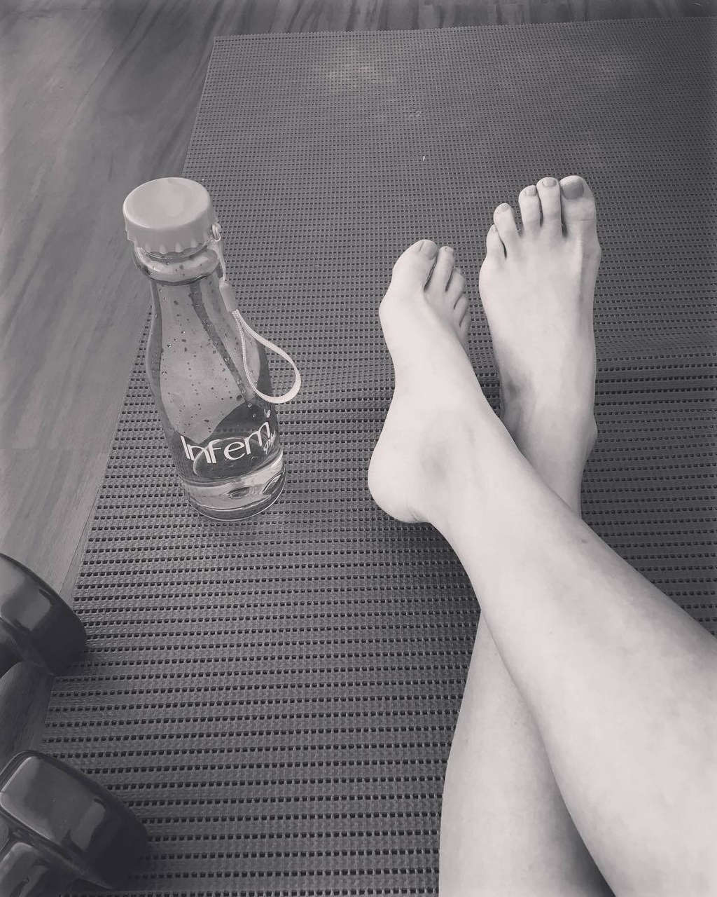 Lorena Robalino Feet