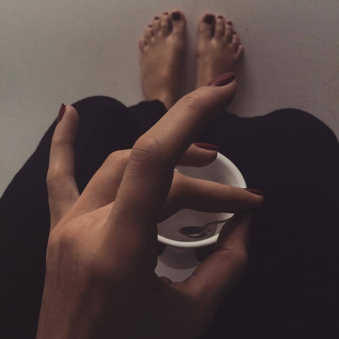 Mariana Mello Feet