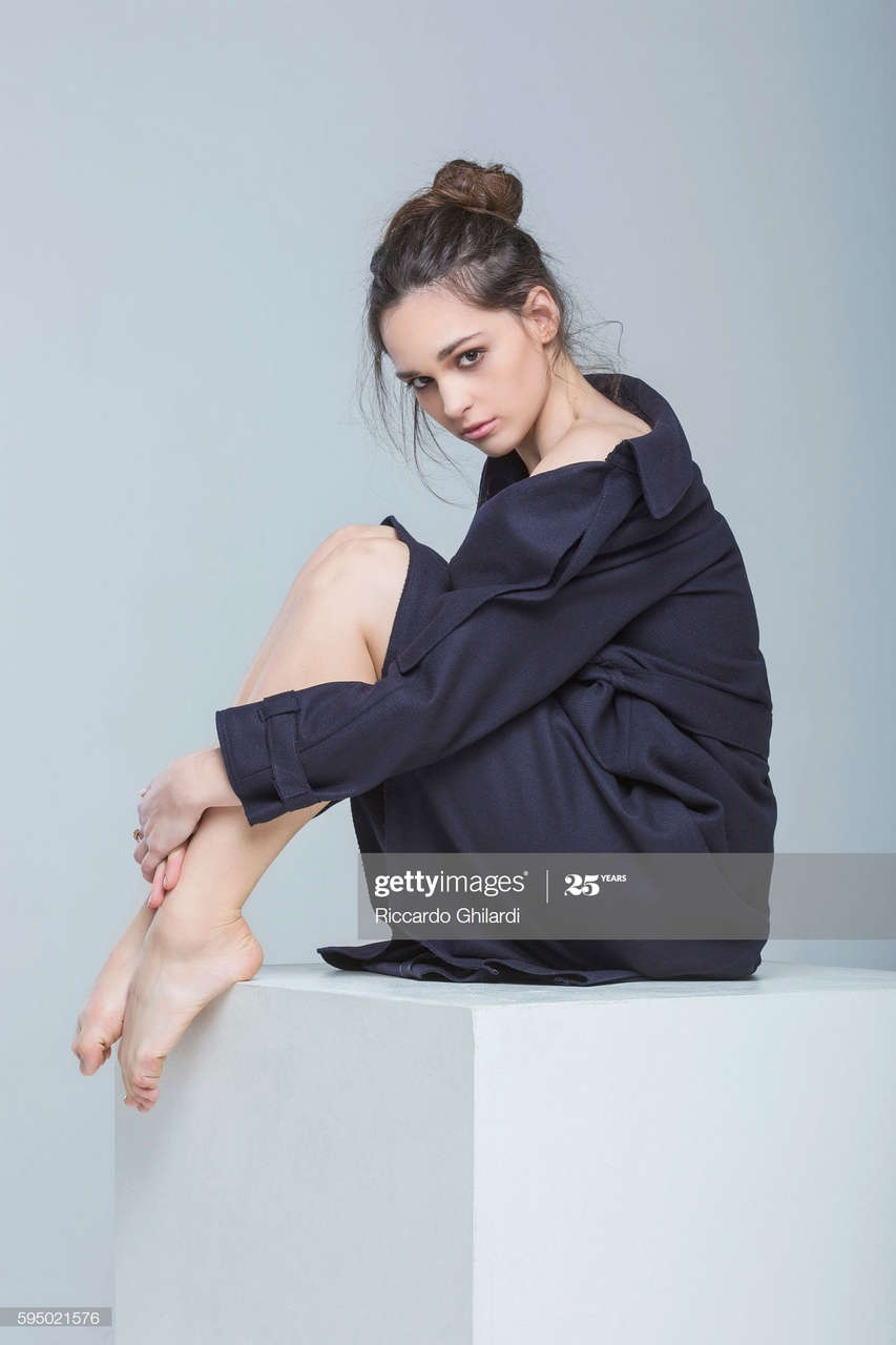 Sara Serraiocco Feet