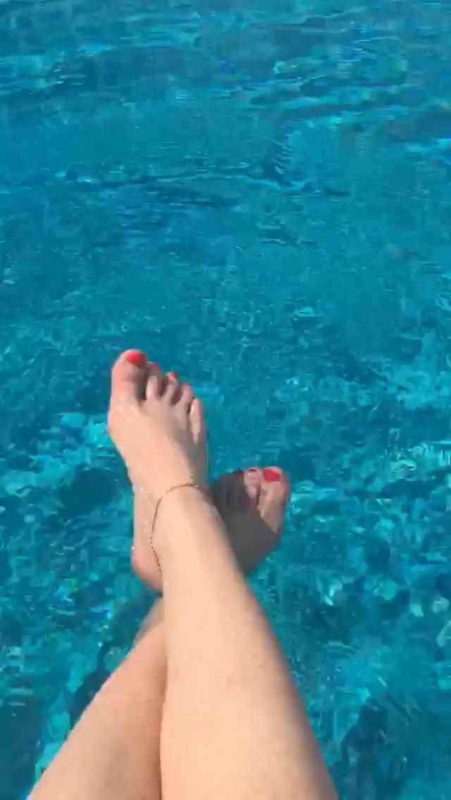 Silvia Marty Feet