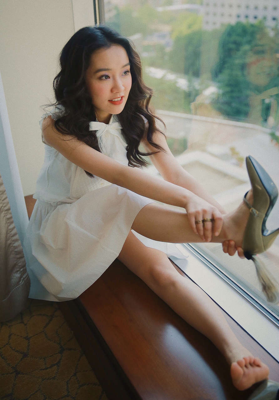 Yumi Chen Feet