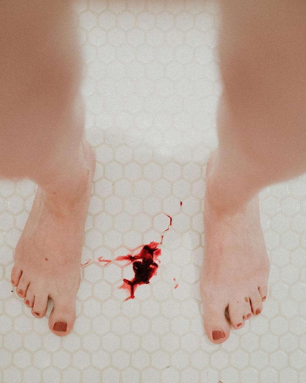 Ana Valeria Becerril Feet