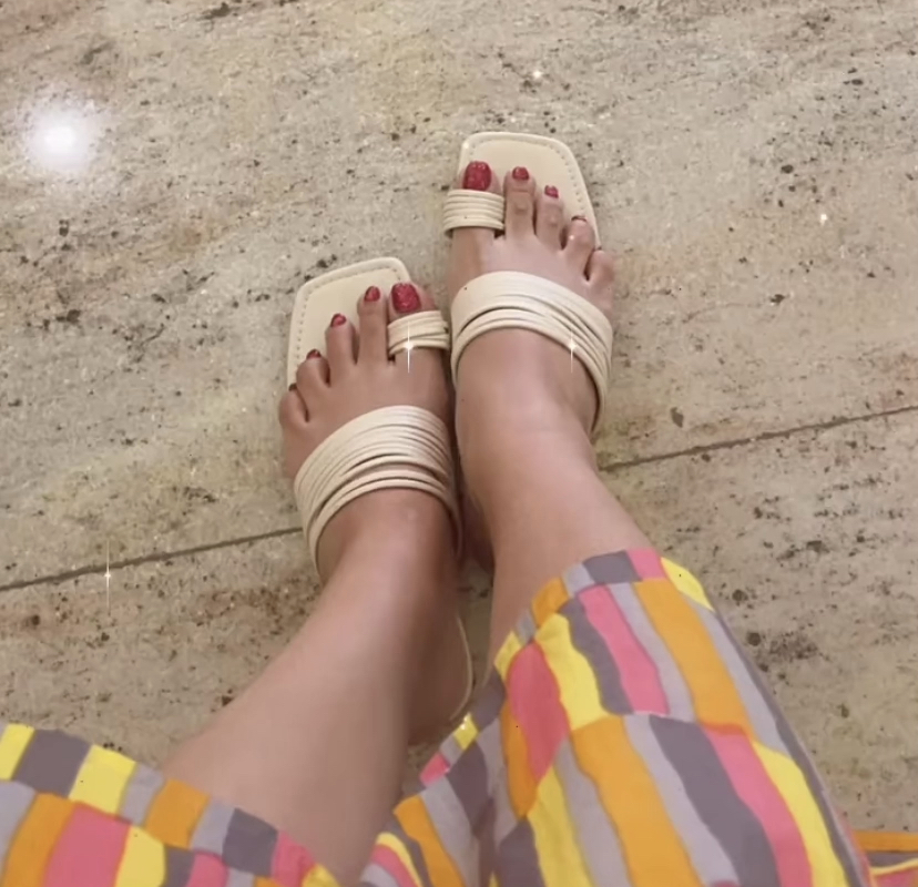 Aparna Thomas Feet