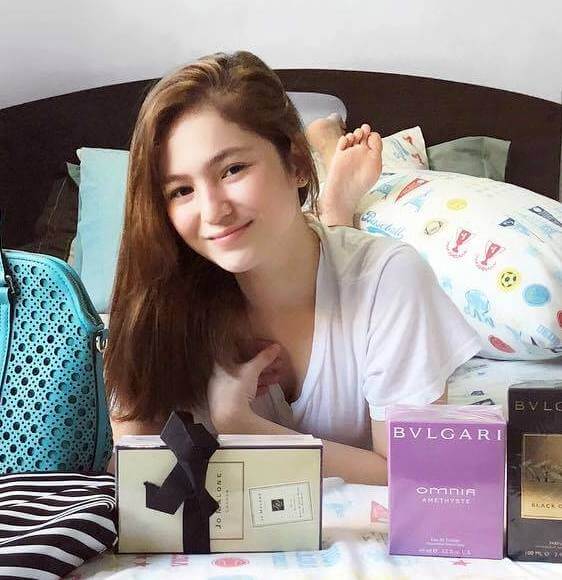 Barbie Imperial Feet In The Pose (2 photos). 