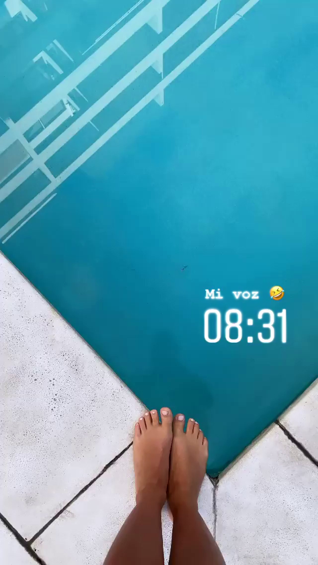 Daniela Castro Feet