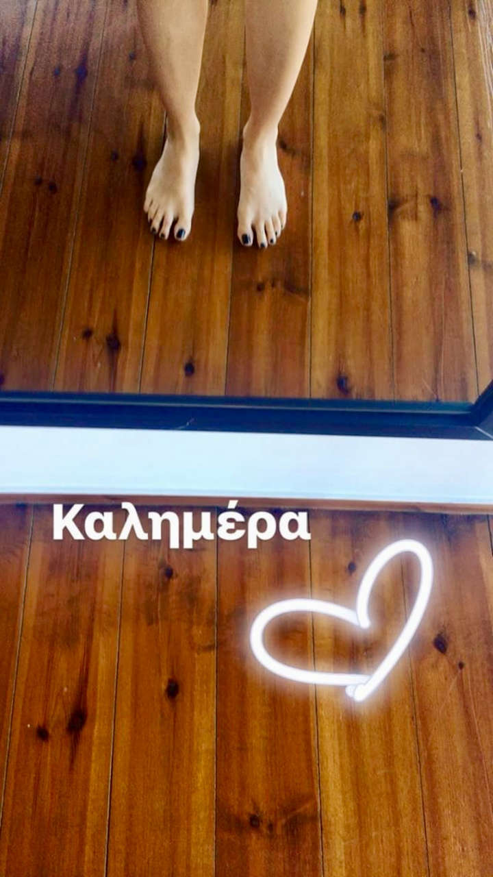 Elena Papavasileiou Feet